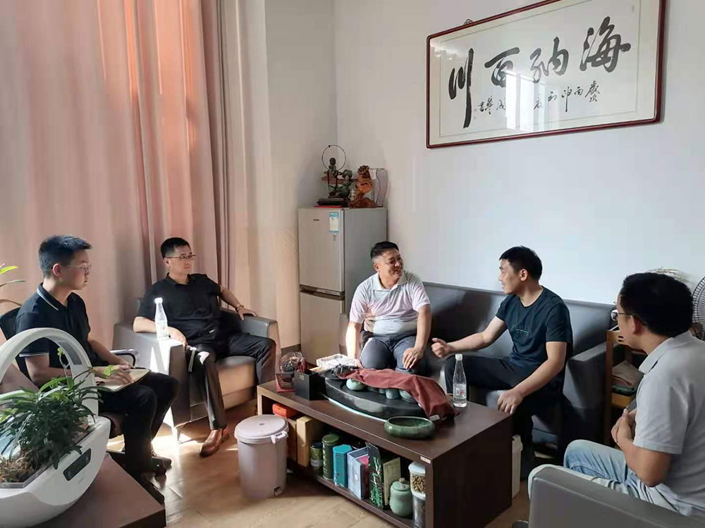 國資運營公司走訪九龍園區(qū)企業(yè)，服務重點項目發(fā)展
