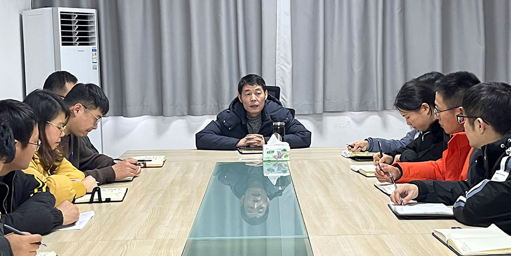 聚焦公司發(fā)展，共謀提升路徑 屯溪城建投公司召開2022年度全體員工大會(huì)