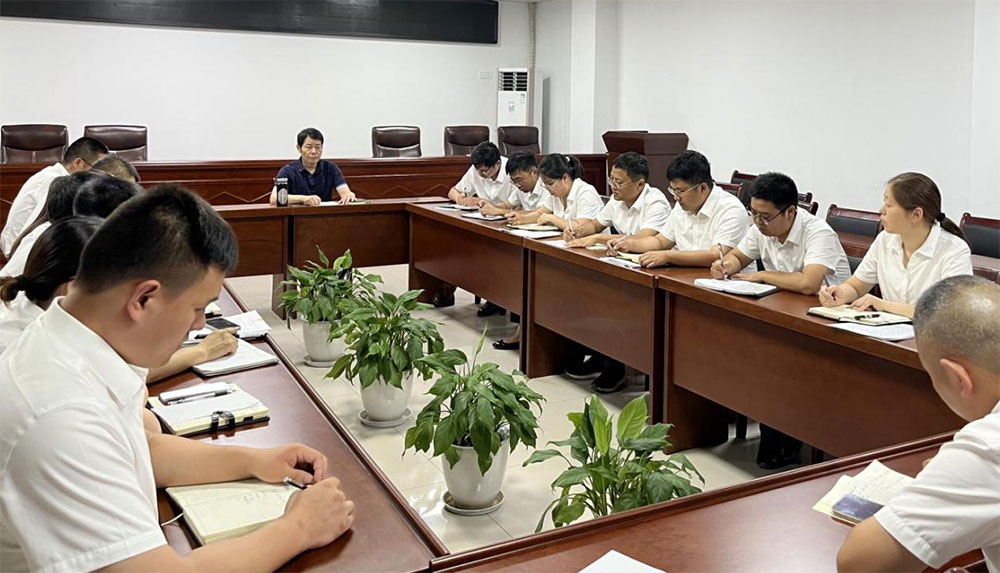 城建投公司召開全體員工大會暨安全生產(chǎn)、保密工作會議?